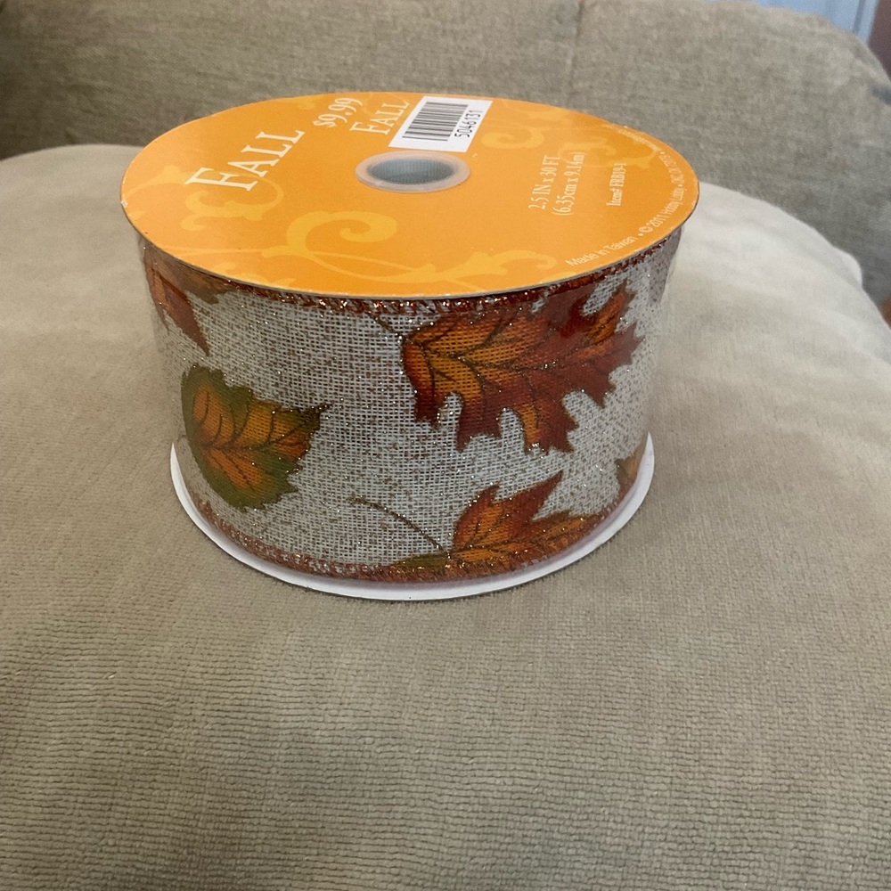 Autumn Fall Wire Edge Ribbon w Sparkle Leaves 2.5” x 30’ Hobby Lobby - Picture 6 of 6